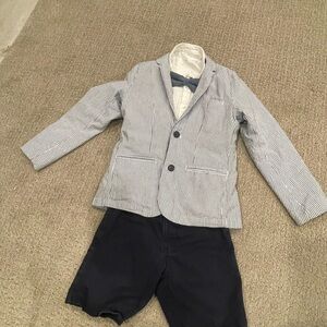 Spring/ summer suit. 4pc short and blazer set.
